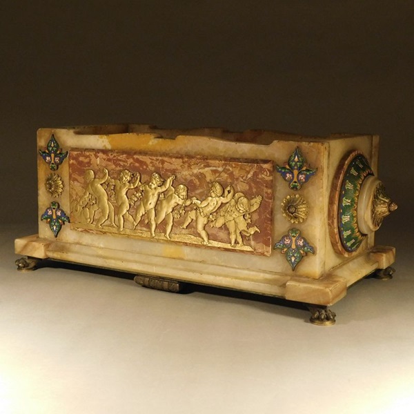 Antique decorative arts including ceramics, glass, metalwork, carvings, boxes, accessories and more.